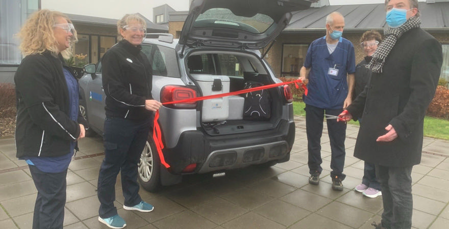 akutteamet og Lennart Qvist. Foto Winnie