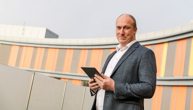 Lab manager Jakob Lemming