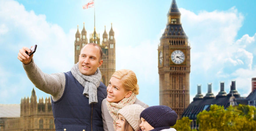 Familie på ferie i London - colourbox