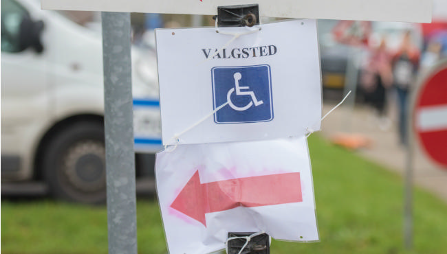Hjælpemidler og handicapvenlige valgsteder