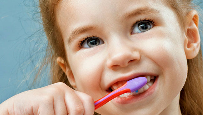 Børn og unge passer bedre på deres tænder